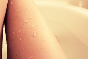 Skin_Water_Droplets_Bathing